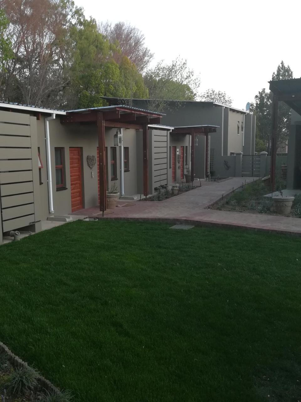 Tranquil House B&B @ 121 Berry St Куинстаун Экстерьер фото